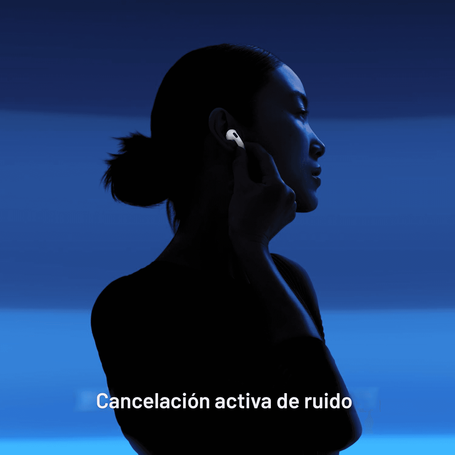 Foto 3 de Auriculares Apple AirPods 4 inalámbricos, auriculares Bluetooth, con cancelación activa de ruido, audio adaptativo, modo de transparencia, audio espacial personalizado, estuche de carga USB-C, carga