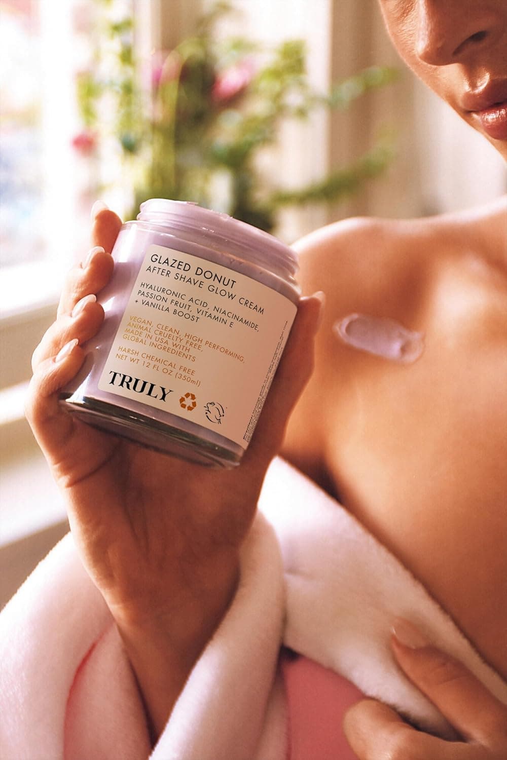 Truly Glazed Donut After Shave Glow Cream